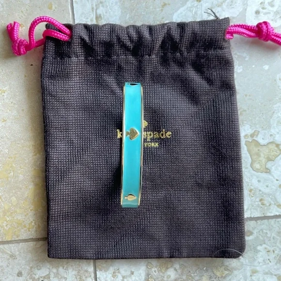 NWOT Kate Spade Bangle Bracelet & Jewelry Bag - Picture 2 of 6